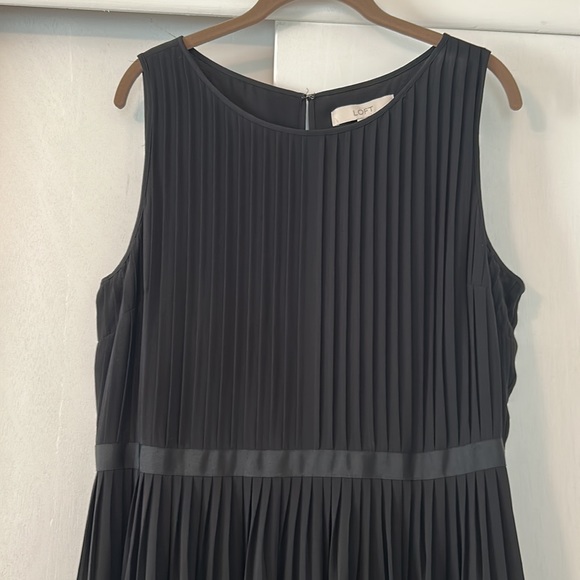 Pleated Party Dress - Picture 2 of 5